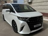 Toyota Alphard 2024 годаүшін60 000 000 тг. в Актау