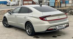 Hyundai Sonata 2020 года за 12 000 000 тг. в Актобе – фото 2