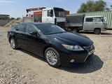 Lexus ES 300h 2013 года за 7 700 000 тг. в Актобе – фото 3