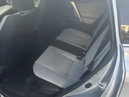 Toyota RAV4 2018 года за 8 500 000 тг. в Актау – фото 12
