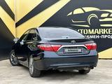 Toyota Camry 2015 года за 8 700 000 тг. в Атырау – фото 4