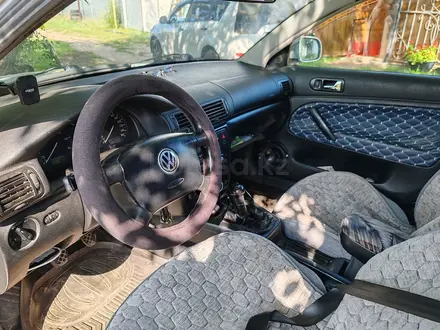 Volkswagen Passat 1997 года за 1 750 000 тг. в Костанай – фото 5