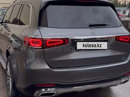 Mercedes-Benz GLS 450 2020 года за 45 000 000 тг. в Астана – фото 4