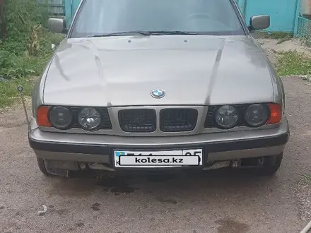 BMW 520 1990 года за 1 200 000 тг. в Есик – фото 2