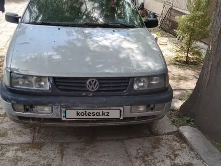 Volkswagen Passat 1995 года за 1 100 000 тг. в Тараз – фото 6