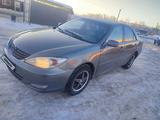 Toyota Camry 2004 годаfor5 500 000 тг. в Усть-Каменогорск – фото 2