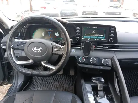 Hyundai Elantra 2023 года за 8 300 000 тг. в Караганда – фото 19