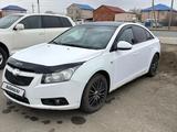 Chevrolet Cruze 2011 года за 3 300 000 тг. в Атырау – фото 5