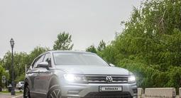 Volkswagen Tiguan 2021 года за 11 990 000 тг. в Алматы