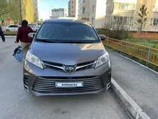Toyota Sienna, 2020