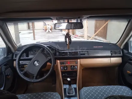 Mercedes-Benz E 250 1988 года за 1 600 000 тг. в Шу – фото 2