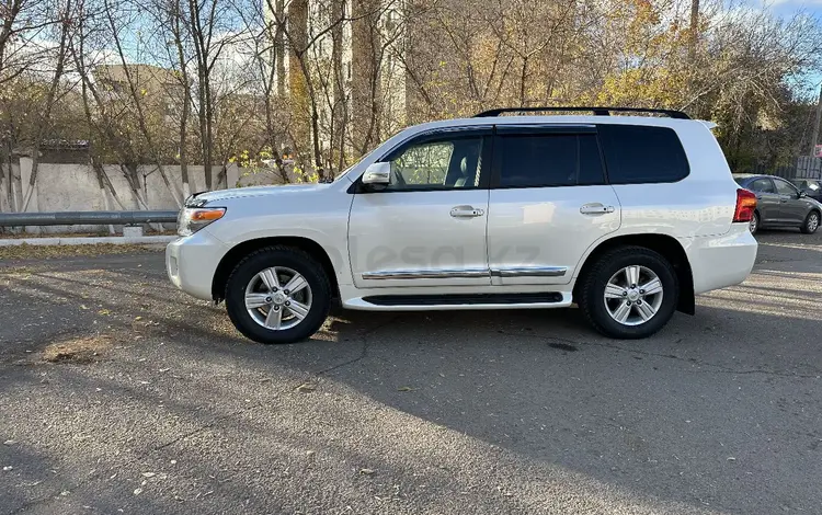 Toyota Land Cruiser 2014 года за 19 500 000 тг. в Астана