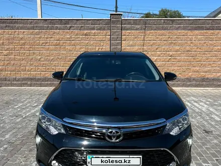 Toyota Camry 2015 года за 8 750 000 тг. в Алматы – фото 3