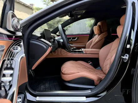 Mercedes-Maybach S 580 2023 года за 115 000 000 тг. в Алматы – фото 28