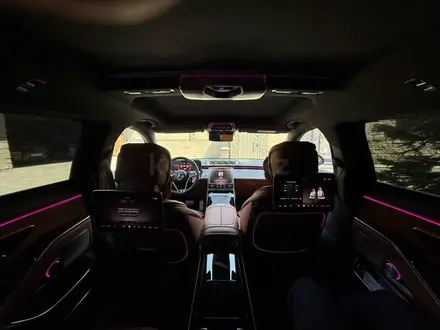 Mercedes-Maybach S 580 2023 года за 115 000 000 тг. в Алматы – фото 33