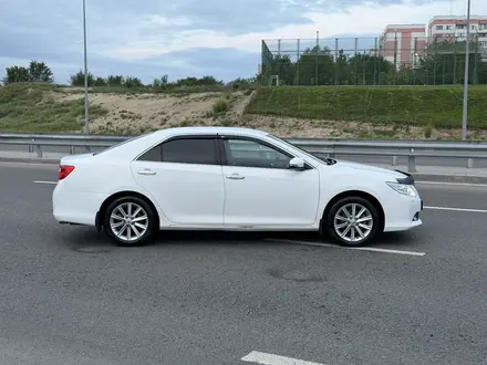 Toyota Camry 2014 года за 10 000 000 тг. в Алматы – фото 17