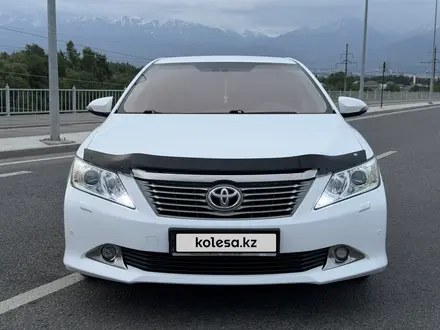 Toyota Camry 2014 года за 10 000 000 тг. в Алматы – фото 19