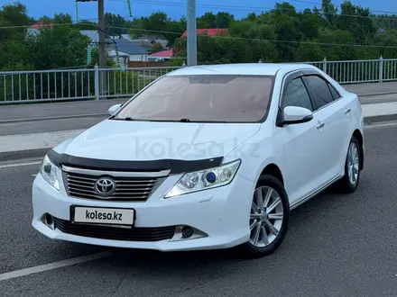Toyota Camry 2014 года за 10 000 000 тг. в Алматы
