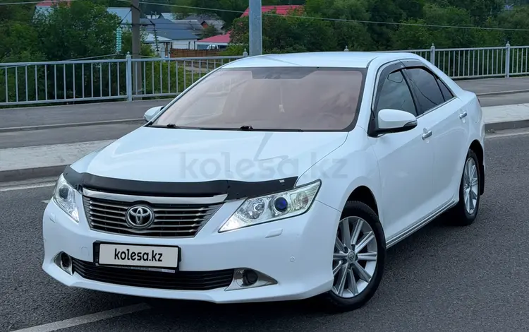 Toyota Camry 2014 года за 10 000 000 тг. в Алматы