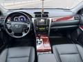 Toyota Camry 2014 года за 10 000 000 тг. в Алматы – фото 43