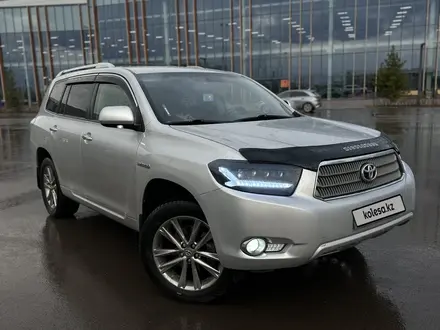 Toyota Highlander 2010 года за 10 900 000 тг. в Астана