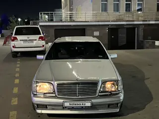 Mercedes-Benz S 320