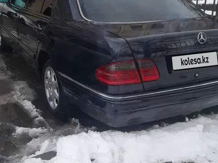 Mercedes-Benz E 280 1998 года за 3 500 000 тг. в Шымкент – фото 7
