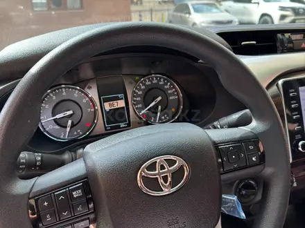 Toyota Hilux 2024 года за 23 700 000 тг. в Актау – фото 10