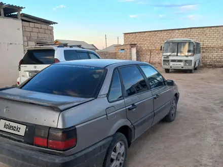 Volkswagen Passat 1993 года за 500 000 тг. в Жанаозен – фото 3