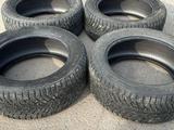 Шины зимние 285/50/R20 nokian HAKKAPELLITA за 50 000 тг. в Алматы