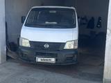 Nissan Urvan 2006 годаүшін2 200 000 тг. в Атырау