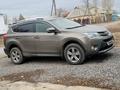 Toyota RAV4 2015 года за 11 000 000 тг. в Актобе – фото 4