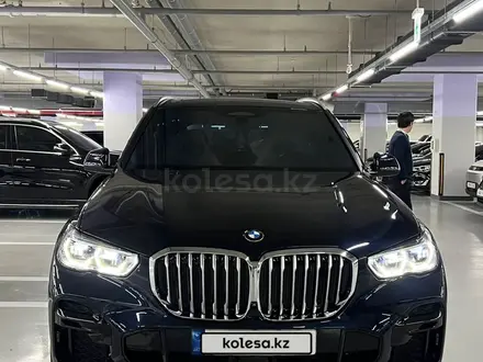 BMW X5 2022 года за 47 500 000 тг. в Астана – фото 8