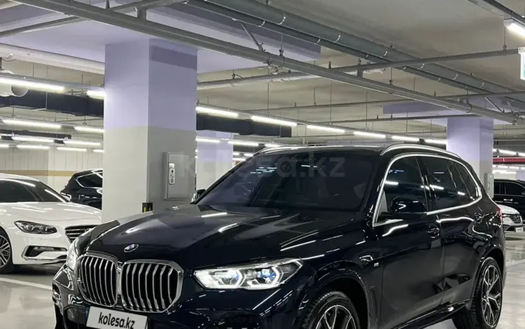 BMW X5 2022 года за 47 500 000 тг. в Астана