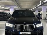 BMW X5 2022 года за 47 500 000 тг. в Астана – фото 3