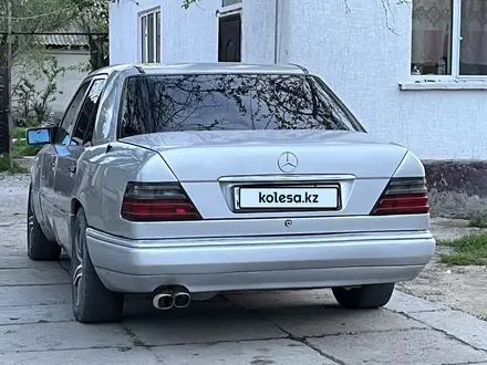 Mercedes-Benz E 220 1994 года за 2 300 000 тг. в Алматы – фото 16
