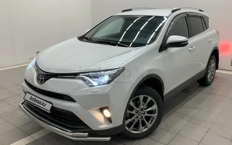 Toyota RAV4 2019 года за 12 980 000 тг. в Костанай
