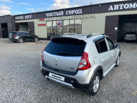 Renault Sandero Stepway 2013 года за 3 400 000 тг. в Актобе – фото 4