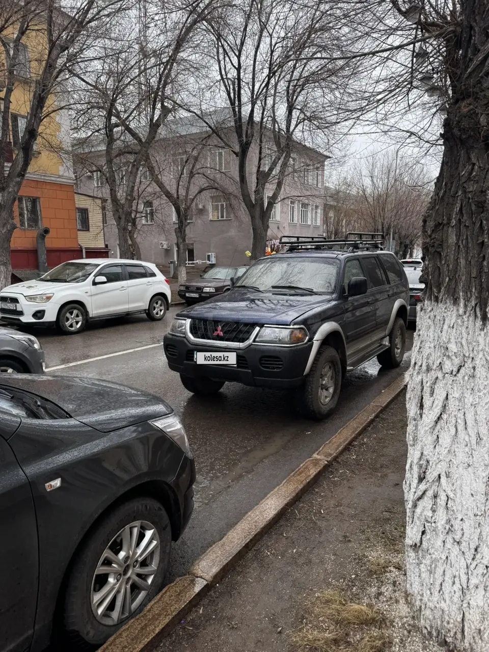 Mitsubishi Montero Sport, 2001