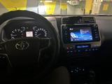 Toyota Land Cruiser Prado 2018 года за 19 560 000 тг. в Астана – фото 2