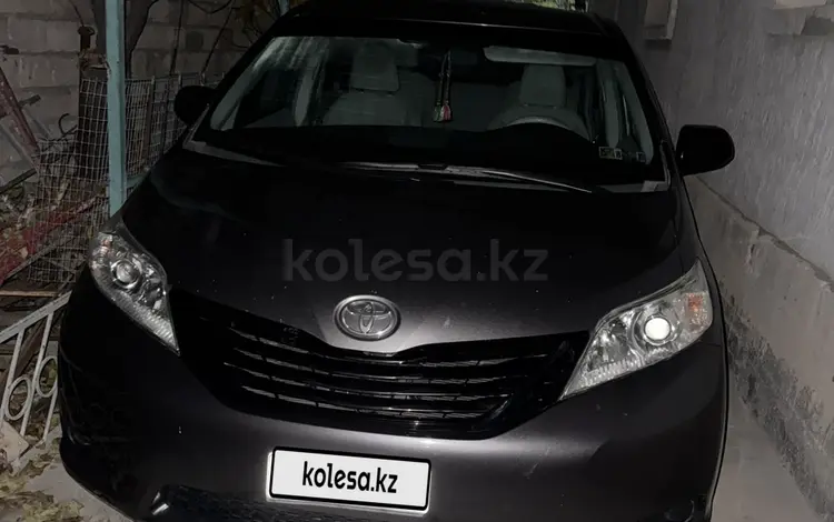 Toyota Sienna 2011 года за 6 300 000 тг. в Актау
