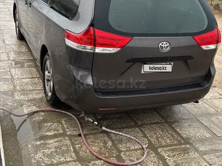 Toyota Sienna 2011 года за 6 300 000 тг. в Актау – фото 5