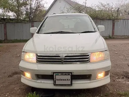 Mitsubishi Chariot 1998 года за 2 200 000 тг. в Алматы – фото 3