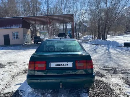 Volkswagen Passat 1995 года за 950 000 тг. в Астана – фото 2