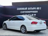 Volkswagen Passat 2015 года за 7 650 000 тг. в Актобе – фото 5