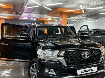 Toyota Land Cruiser 2016 года за 33 000 000 тг. в Астана – фото 4