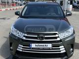 Toyota Highlander 2018 года за 12 200 000 тг. в Шымкент – фото 4