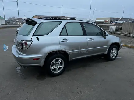 Lexus RX 300 2001 года за 4 100 000 тг. в Атырау – фото 3