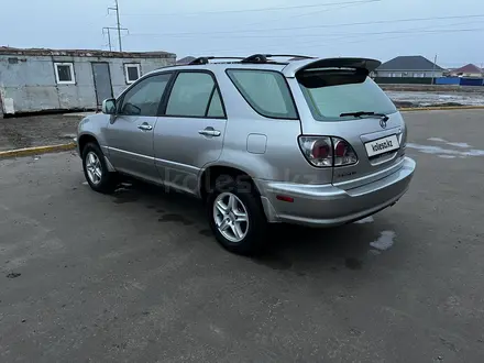 Lexus RX 300 2001 года за 4 100 000 тг. в Атырау – фото 2