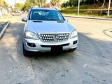 Mercedes-Benz ML 500 2007 годаүшін7 500 000 тг. в Алматы – фото 2